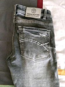 Original Tommy Hilfiger Jeans Size 28