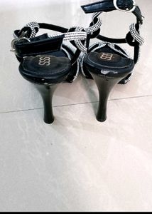 SSS Stylish Black Heels with Rhinestones