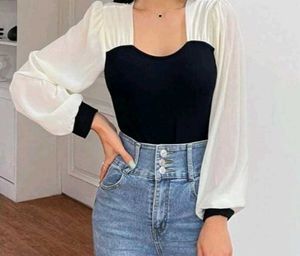 Chic Black &amp; White Puff Sleeve Top