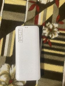 10000MAH POWER BANK WITH CABLE.