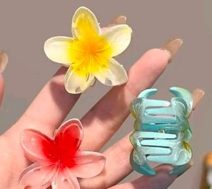 pinteresty floral claw clips