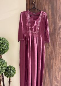 Elegant Embroidered Kurta