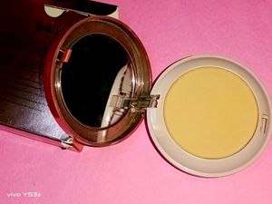 GLAM21 🎉🎉 COMPACT POWDER 🎉! Perfect Complexion