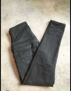 Black Jeans