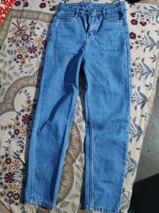 Straight Fit Jeans ✨