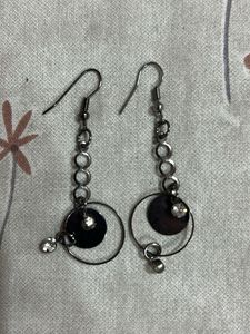 Earing Set Of 9 And Extra As Well