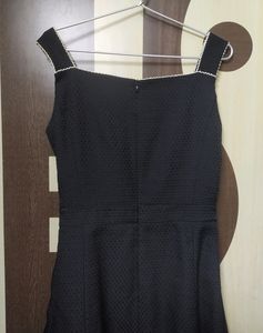 ✨🖤Plain Black Frock With Heart Neckline 🖤✨