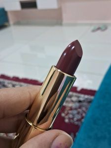 Myglamm Karan Johar Pout Lipstick