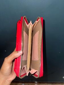 Chic Red Removable Sling Purse – Bold Beauty with