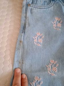 thora ganda hua h baki sab accha