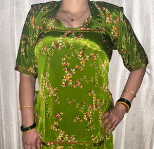 Green Floral Jaipuri blouse with cotti