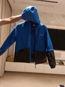 Decathlon Blue &amp; Black Jacket boys age 8-10