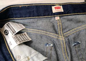 Unisex Levi&#39;s Dark Wash Jeans