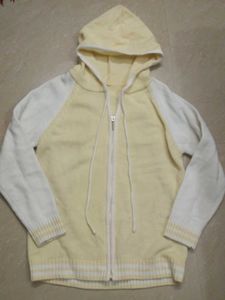 woolen hoodie with zipper