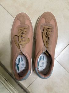Rare Rabbit Shoes Peach -UK9