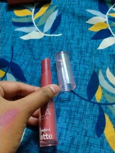 Mila Beaute Comfort Matte Lipstick