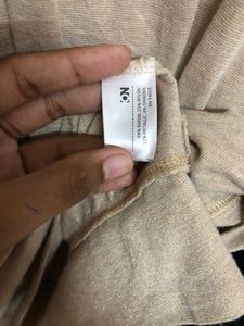 Old Navy Cream Long Sleeve Top