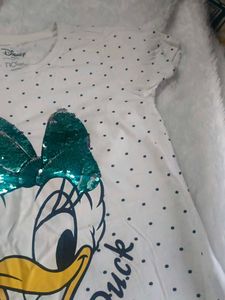 Daisy Duck Polka Dot Tee