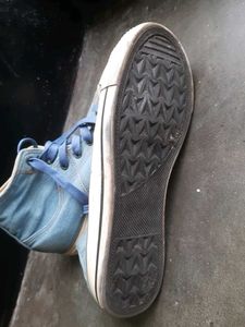 Woman Stylish Sneakers