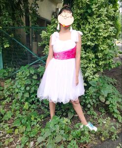 Cute White &amp; Pink Party dress 🎀🤍💞