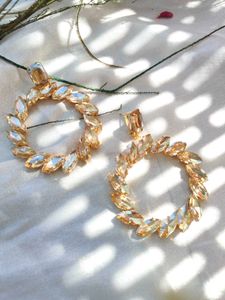GOLDEN. Big Party Earrings