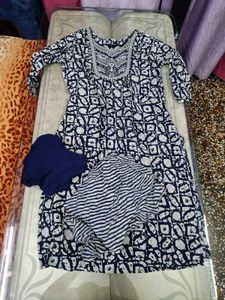 Kurta Set With stole