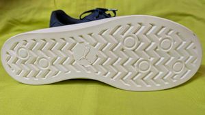 Puma Canvas Sneaker Size 6