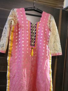 Kurti With Dupatta