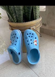 Crocs