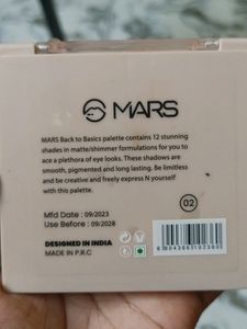 Mars Eyeshadow Palette With 5 Shimmers