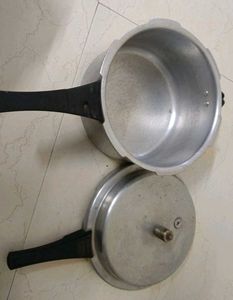 Butterfly Amigo Pressure Cooker
