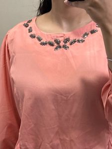 Elegant Peach Top