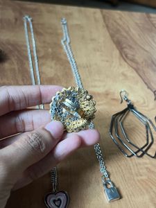 Mixed Jewelry Lot: Necklaces, Rings &amp; Earrings