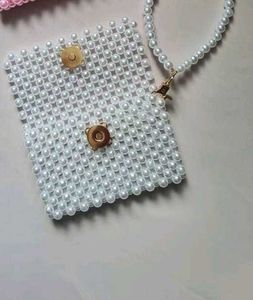 Pearl Card Holder 💘🤍