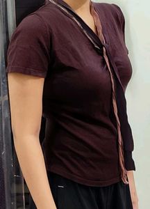 Maroon Tie-Neck Fitted Top