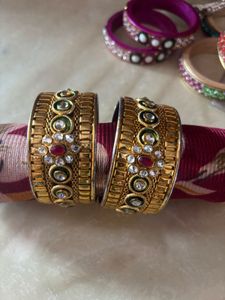 Fancy Women TARNISHED bangles !
