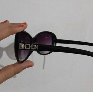 Creature Gaga Cat-eye Black Oversized Sunglasse