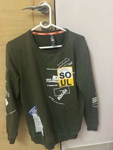 Stylish Graphic Print Sweatshirt