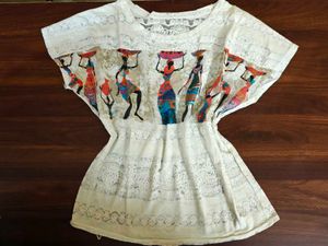 😍Beautiful Ethnic Print Lace Top