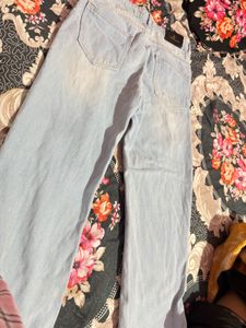 Ripped Wide Leg Jeans