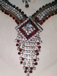 Elegant Indian Jewelry Set