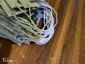 Black &amp; White masks ( Bundle Of 20)