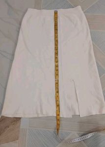 Elegant White Skirt 24-28