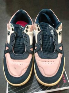Red Tape Sneakers