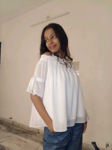 White Flowerey Top