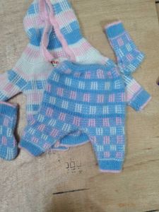 Cute Baby Knit Outfit