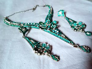 GORGEOUS JEWELLERY SET 😍