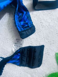 Stylish Blue Patterned Bra