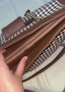 Houndstooth Shoulder + Laptop Bag