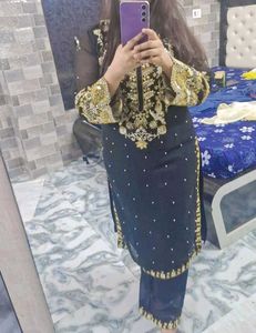 Embroidered pakstani Kurta Set with duppta